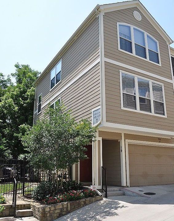 3 Story Town Home