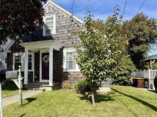 178 California St, Fall River, MA 02723