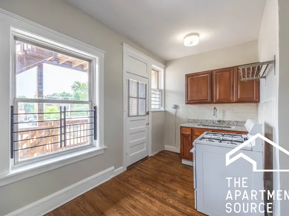 2627 N Spaulding Ave APT 2E, Chicago, IL 60647