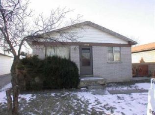 25946 S Reeck Rd, Trenton, MI 48183