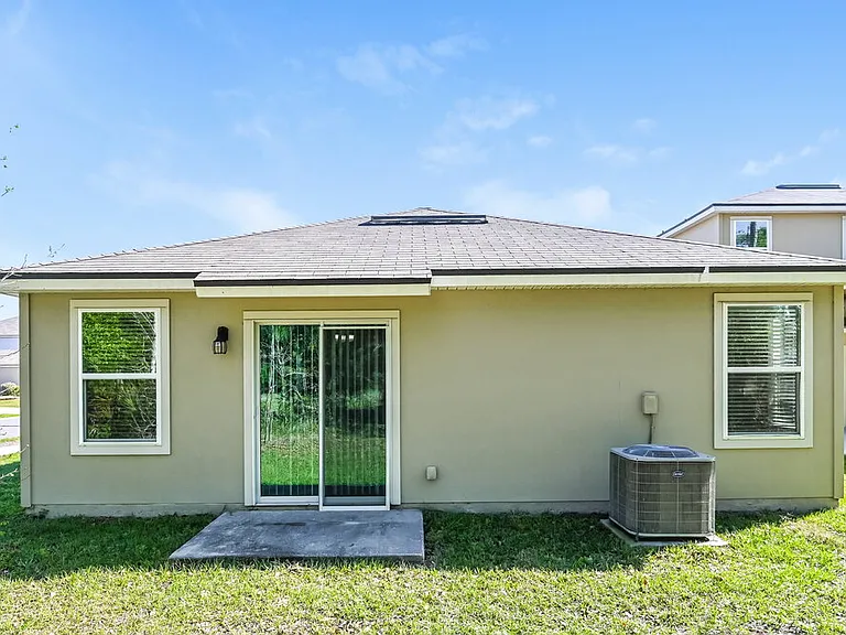 2555 Bear Creek Way — Photo 19