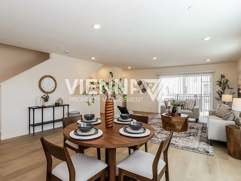 8100 Quiet Knolls Dr — Photo 4