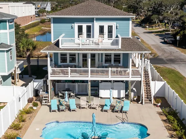 4929 E Pelican Drive, Oak Island, NC 28465