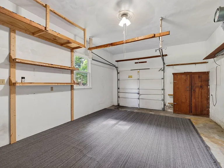 601 Rock Dr — Photo 18