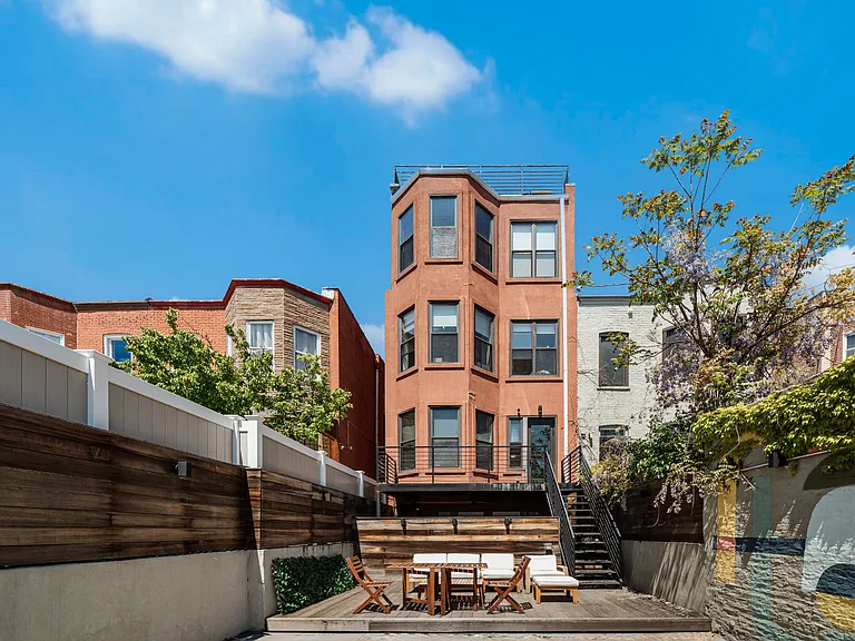 1090 Carroll St #1R — Photo 23