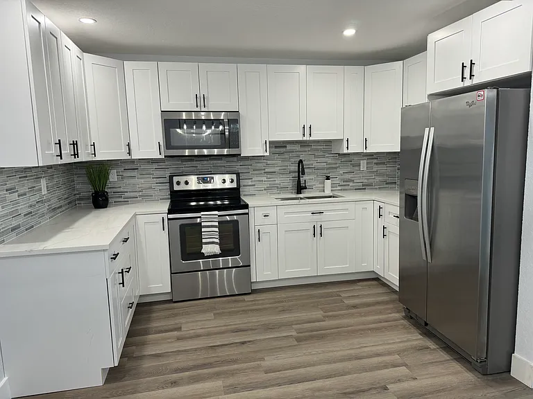 9147 Reed Dr — Photo 3