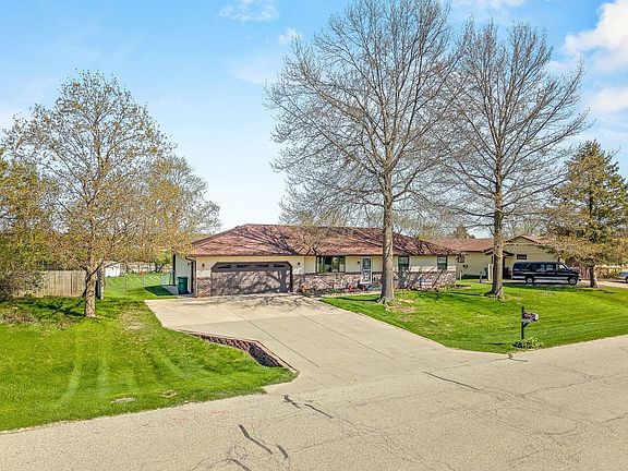 5th image of 11785 Balsa Ln