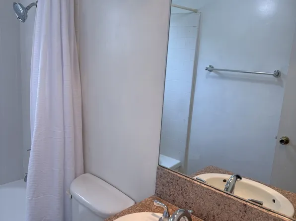 21104 Ladeene Ave APT B, Torrance, CA 90503