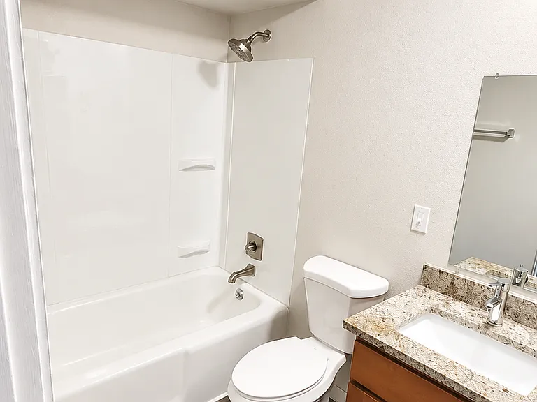 705 State Ave N #4 — Photo 14
