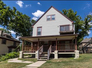 2430 R St #4, Lincoln, NE 68503