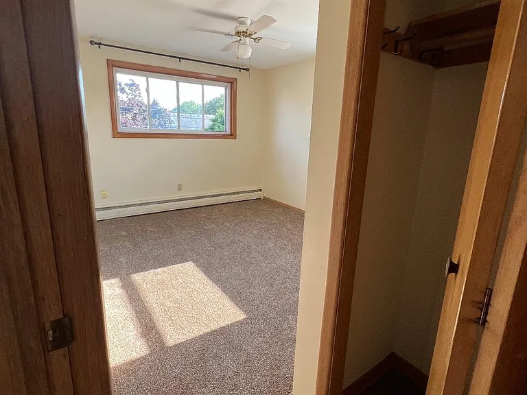 1015 Wehrle Dr #3 — Photo 6