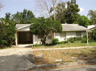 208 E Magnolia St, Davenport, FL 33837