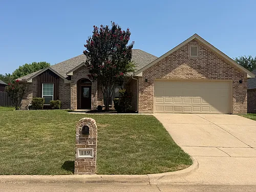 119 Clyde Dr Photo 1