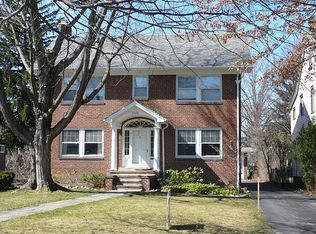 2608 Eaton Rd, University Heights, OH 44118