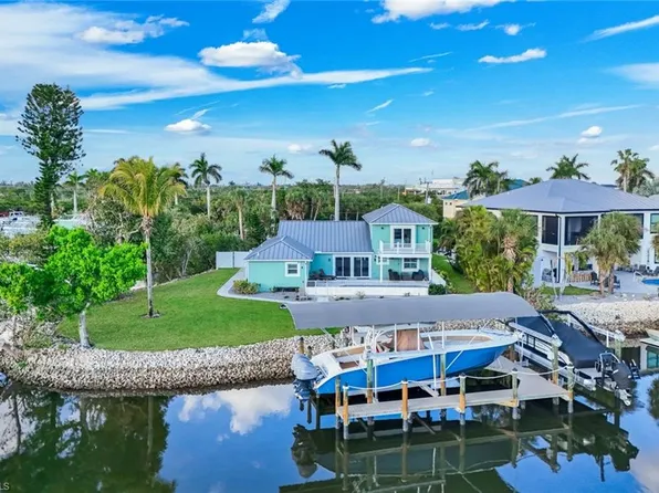 11861 Isle Of Palms DR, FORT MYERS BEACH, FL 33931