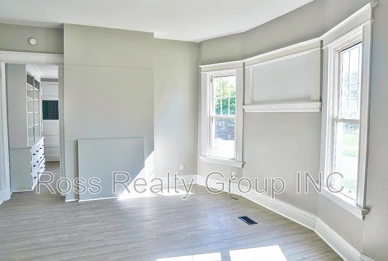 702 Boalt St #DOWNSTAIRS — Photo 3