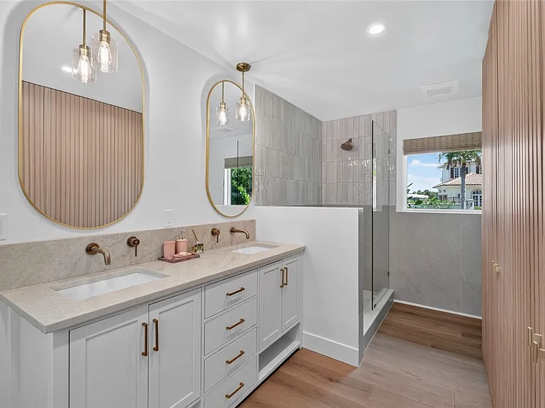 524 Live Oak Rd — Photo 19