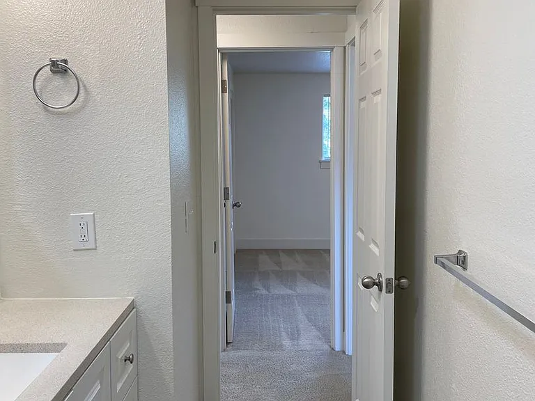 DW1712 - Woodland Heights — Photo 19