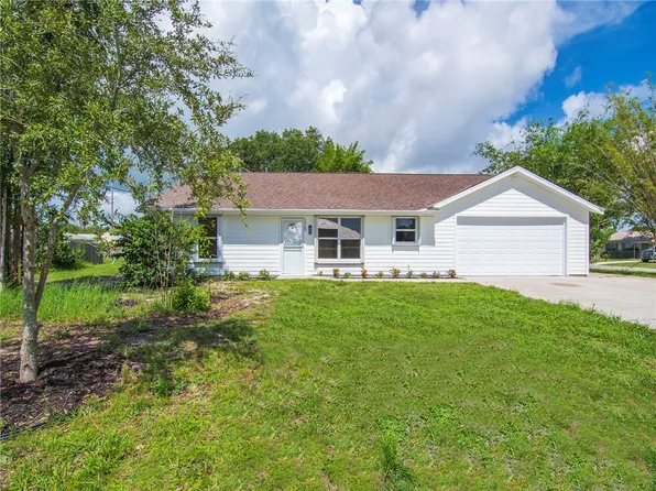 2465 6th Way SW, Vero Beach, FL 32962