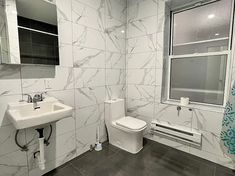 270 Hancock Ave #1 — Photo 11