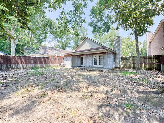 2nd image of 4417 Biglin Bayou Dr