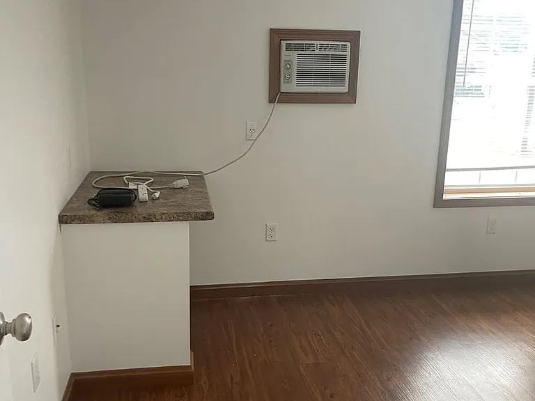 79 Ash Street — Photo 6