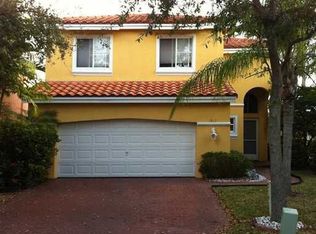 1517 E Lake Ct, Hollywood, FL 33020