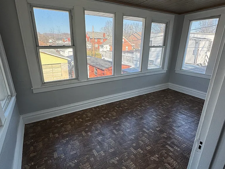 2774 Elmwood Ave — Photo 4