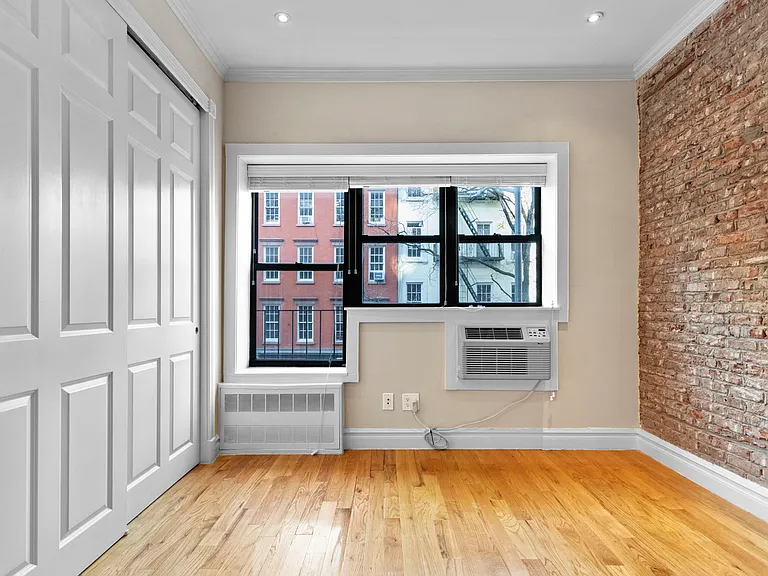 344 E 85th St #3H — Photo 3