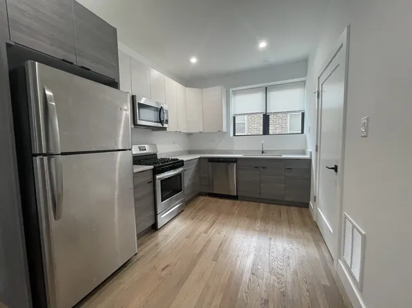 1303 S California Ave #2E, Chicago, IL 60608