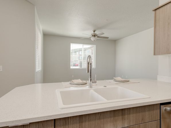 1759 S Grand Fork Way #B51EC328B