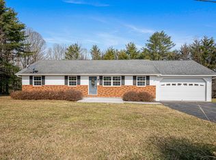 73 Pisgah Ln, Princeton, WV 24739