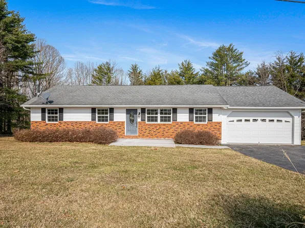 73 Pisgah Ln, Princeton, WV 24739