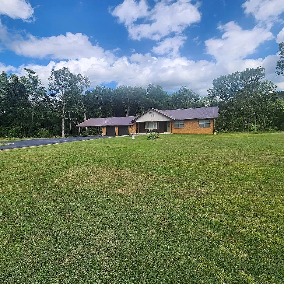 700 Williamsburg Rd — Photo 4