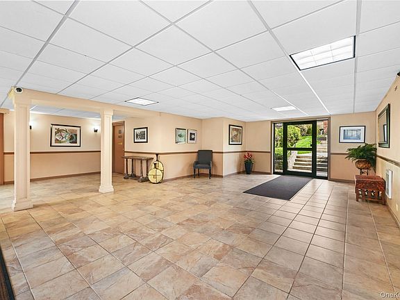 3rd image of 115 Dehaven Drive #302