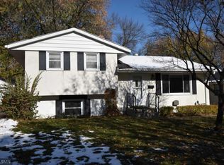 1739 Louise Ave, Saint Paul, MN 55106