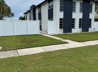 439 76th Ave N, Saint Petersburg, FL 33702