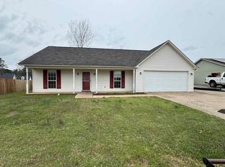 202 Hunters Run Dr, Haskell, AR 72015