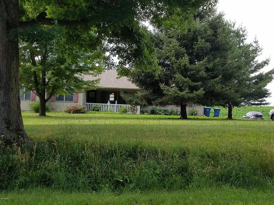 1st image of 9870 E C Ave