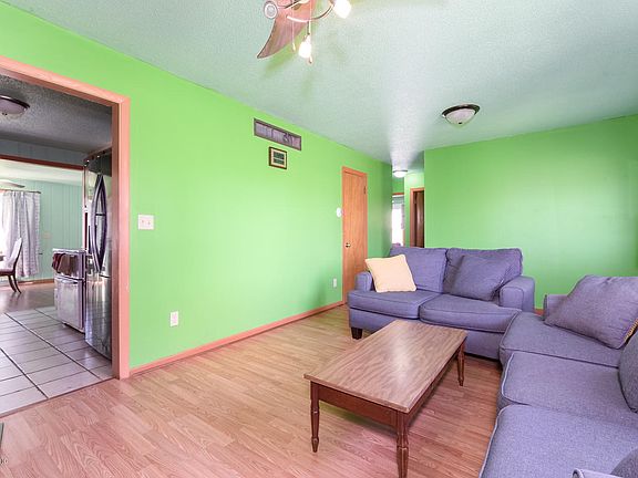 5th image of 34 23rd St N