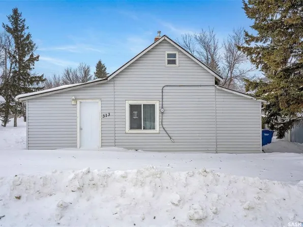 313 Burns AVENUE W, Melfort, SK S0E 1A0
