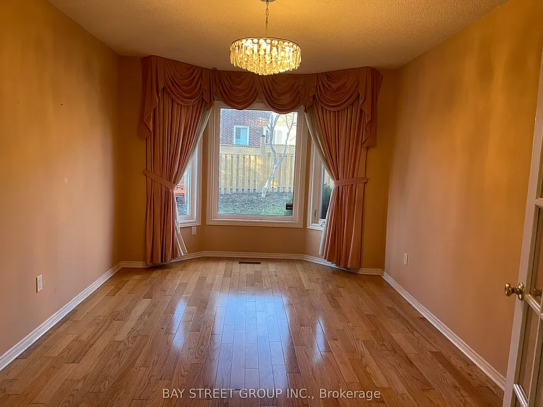 36 Tomlinson Cir — Photo 10