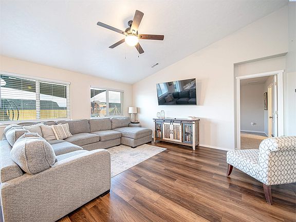 5th image of 6305 Melita Ln