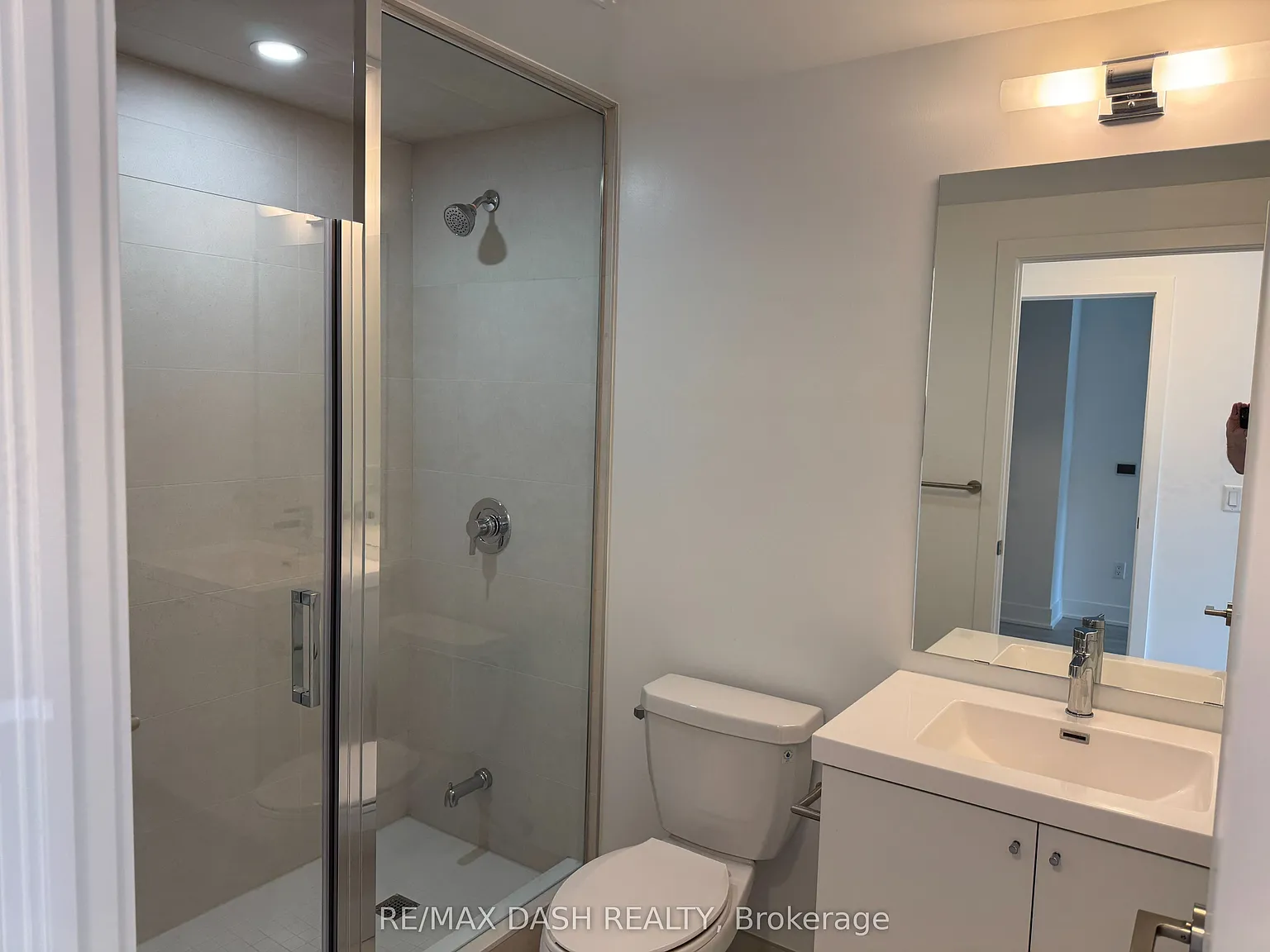 2 bed, $2,300 — Photo 3