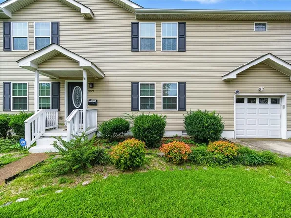 809 Craten Rd, Norfolk, VA 23513