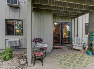 7266 Vista Ct, Eden Prairie, MN 55346