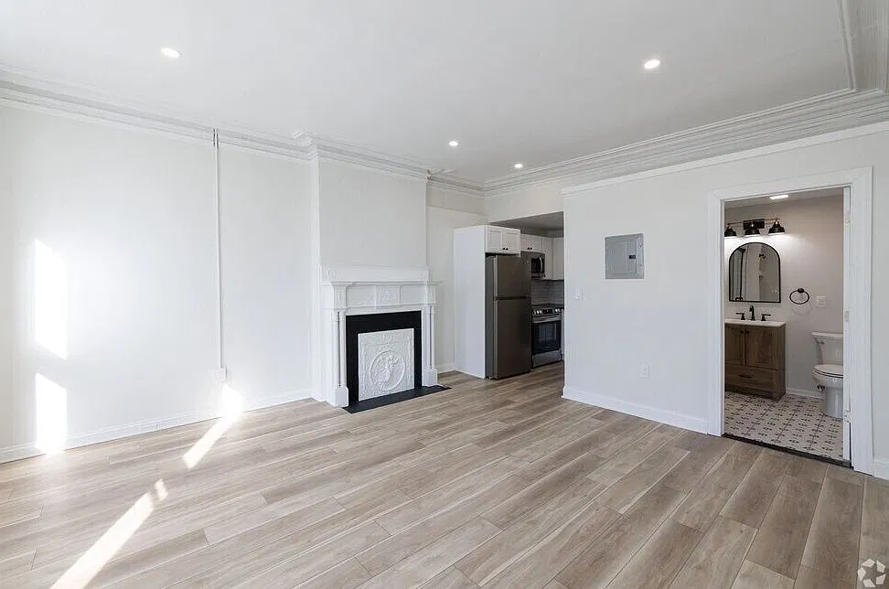 441 State St — Photo 3