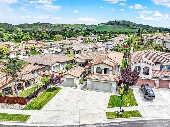 3rd image of 4128 Spanish Bay Drive