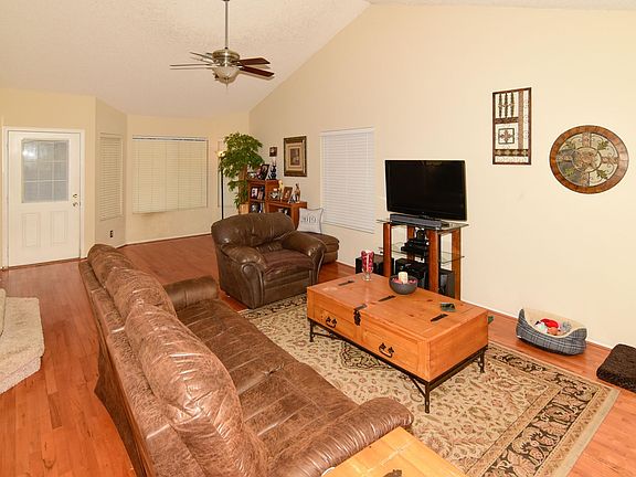 5th image of 252 S Rush Cir W