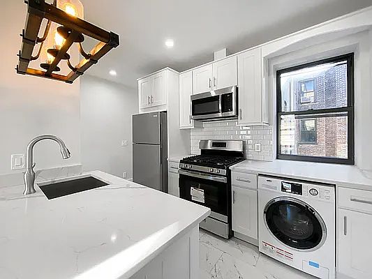 1st image of 510 W 135th St #19